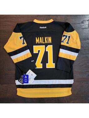 NHL Pittsburgh Penguins Evgeni Malkin Jersey Youth L/XL NWT